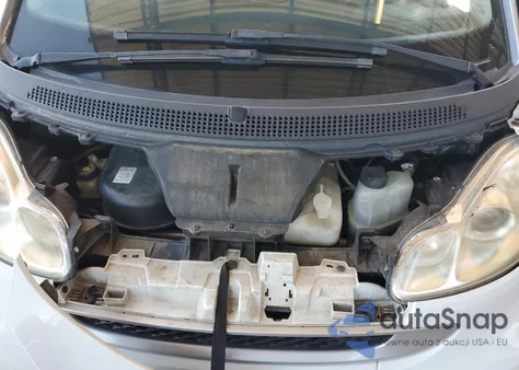 2009 Smart Fortwo Pure z USA, uszkodzony, nr VIN WMEEJ31X19K312153